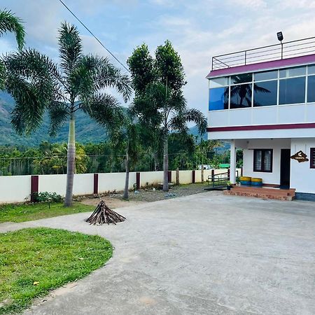 Kadampil Bliss Villa Maraiyūr Buitenkant foto