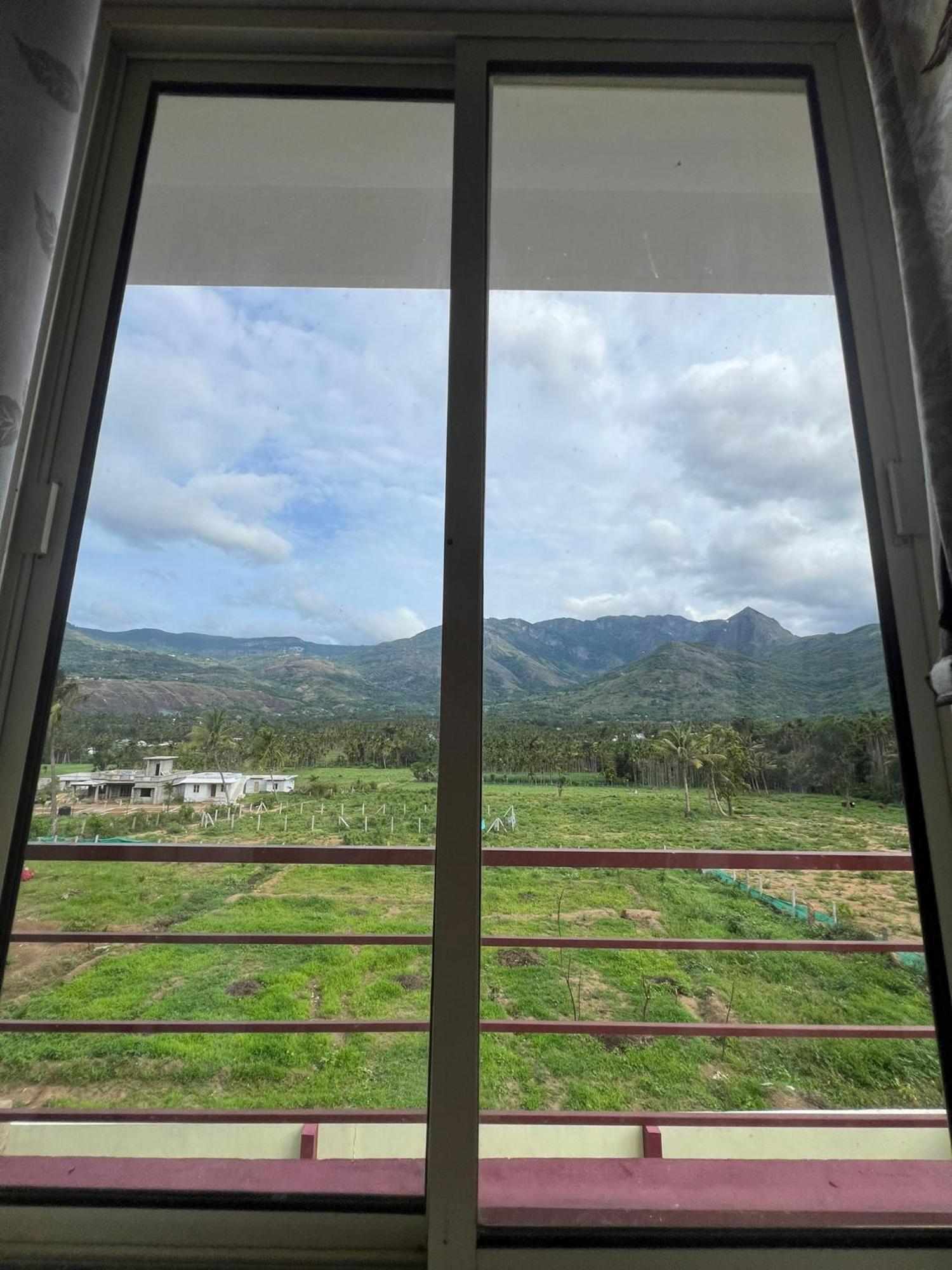 Kadampil Bliss Villa Maraiyūr Buitenkant foto