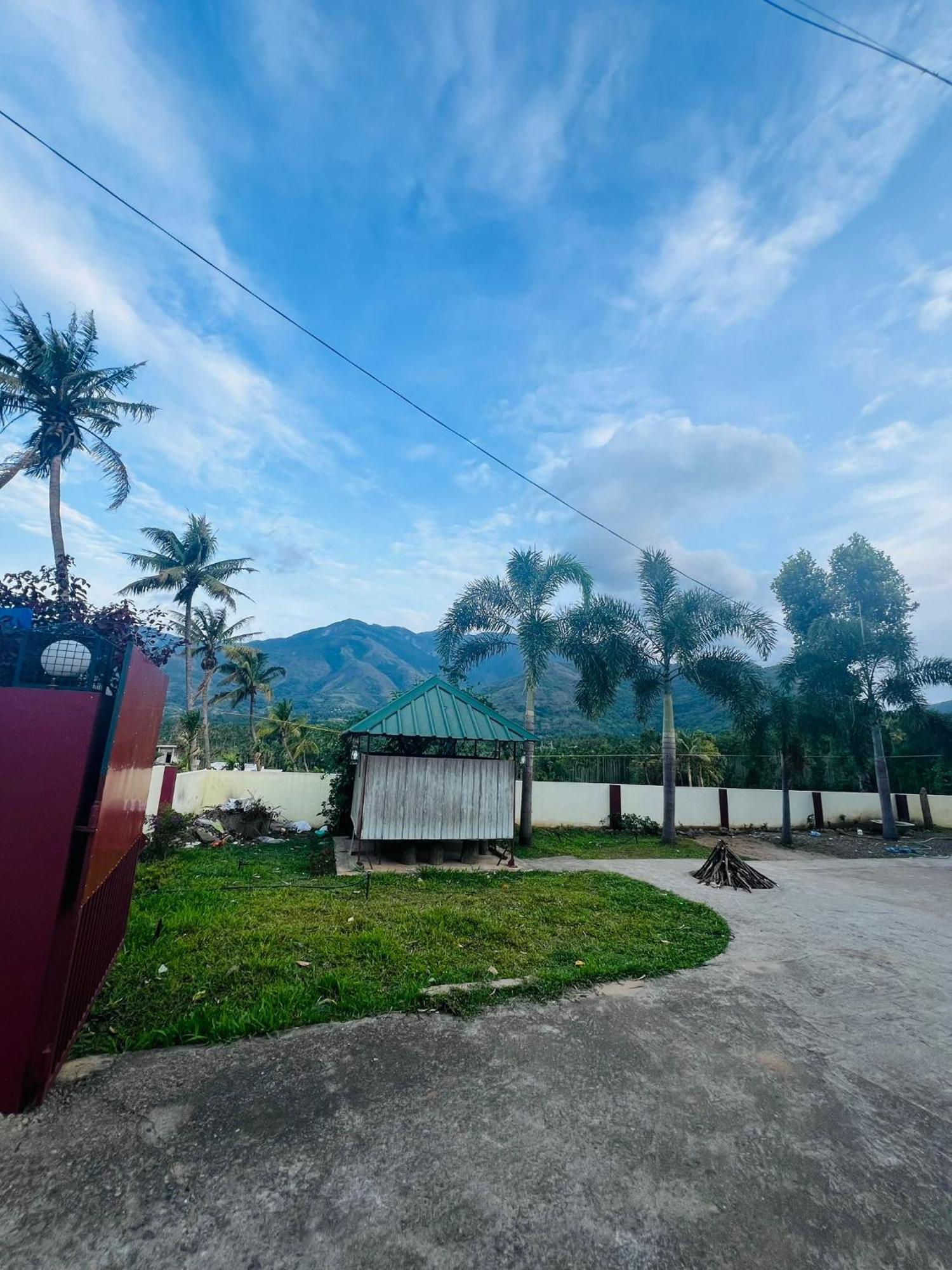 Kadampil Bliss Villa Maraiyūr Buitenkant foto